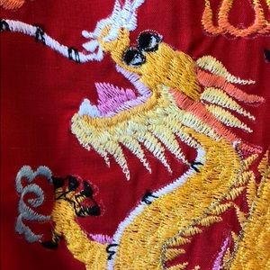 Chinese robe. The Japanese call it a Kimono.